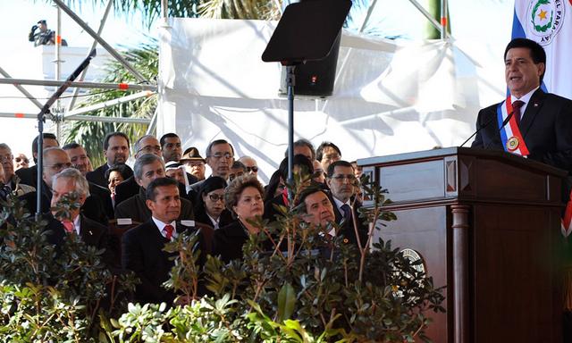 Vestimenta de asistentes al acto de Toma de Posesión del Presidente